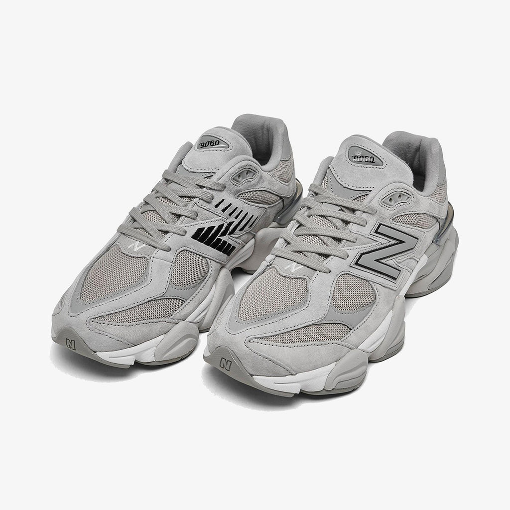 New Balance 9060 Silver Metallic Grey