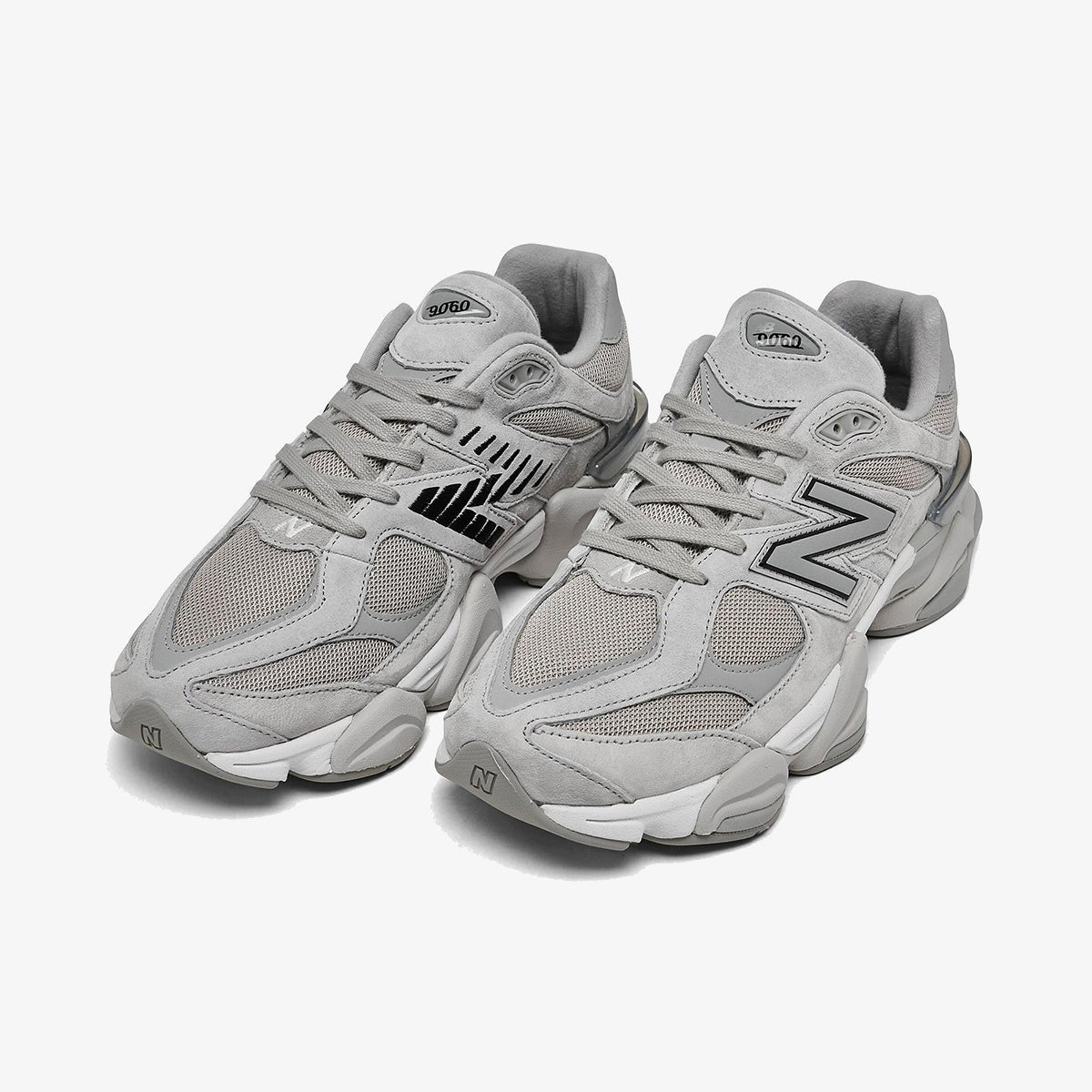 New Balance 9060 Silver Metallic Grey