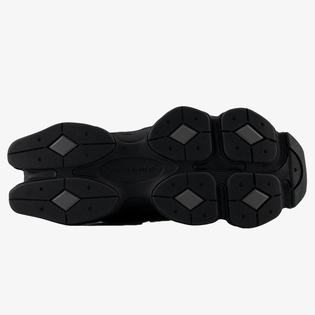 New Balance 9060 Caged - Black Cat