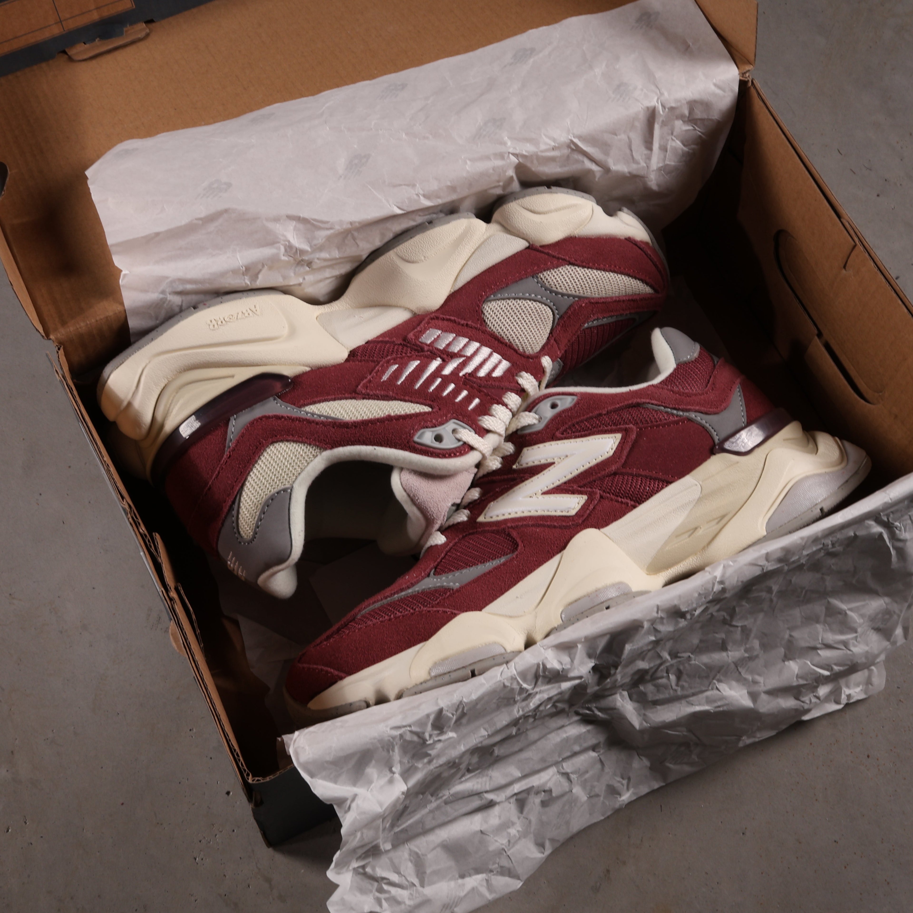 New Balance 9060 Washed Burgundy
