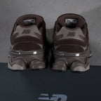 New Balance 9060 Mono Cortado