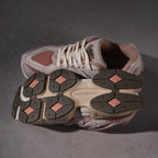 New Balance 9060 Flat Taupe/Light Sparrow