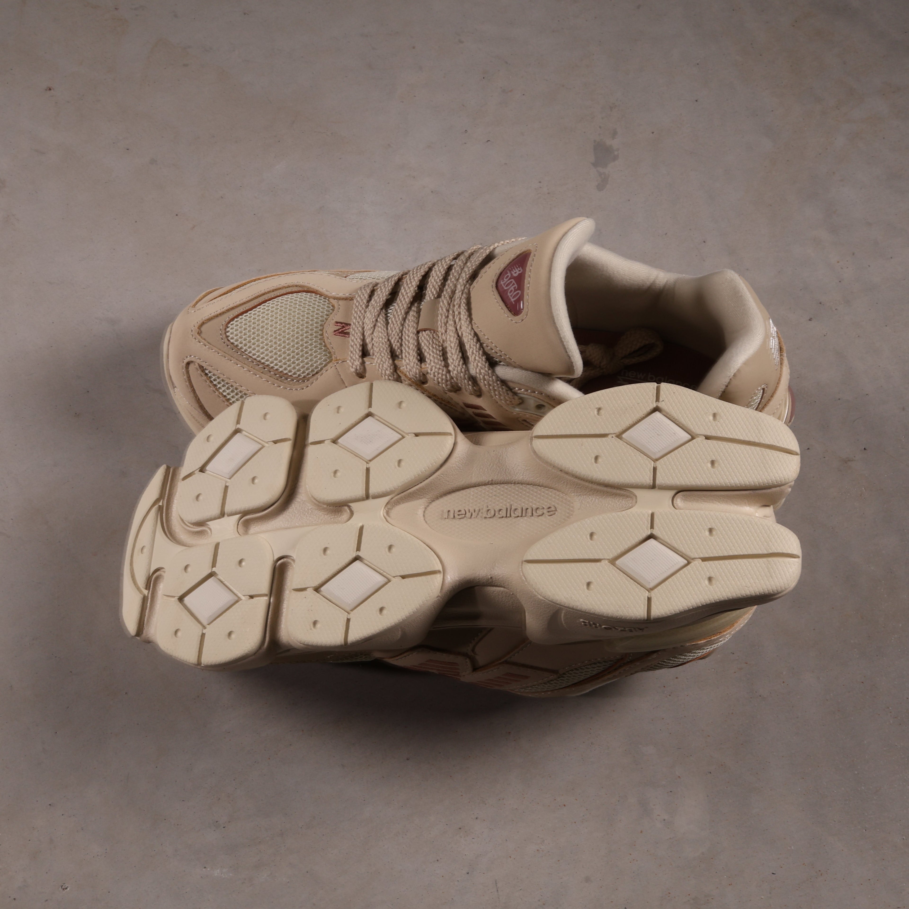 New Balance 9060 Bone Sparrow