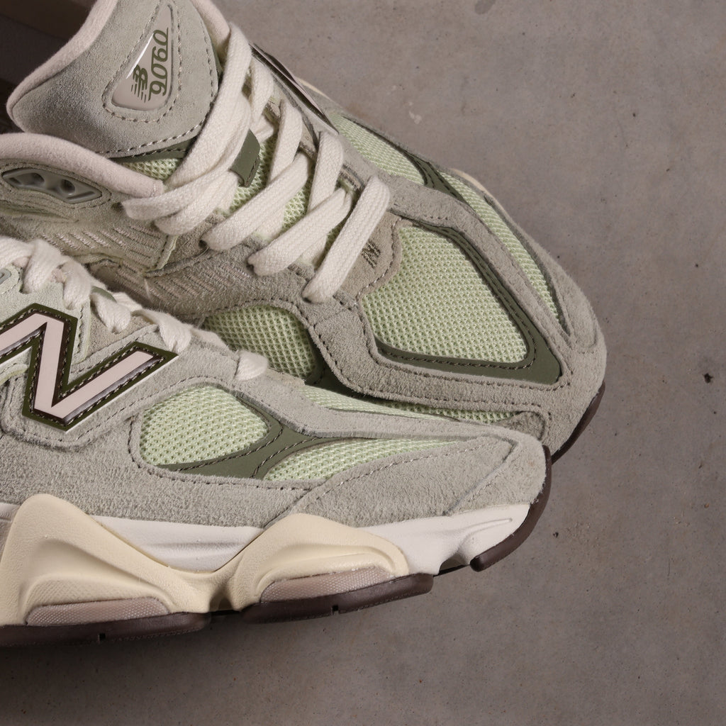 New Balance 9060 Olivine