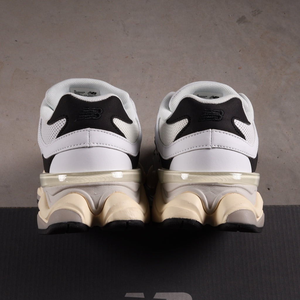 New Balance 9060 White Black