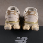 New Balance 9060 Sea Salt Brown