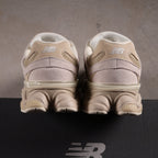 New Balance 9060 Beige