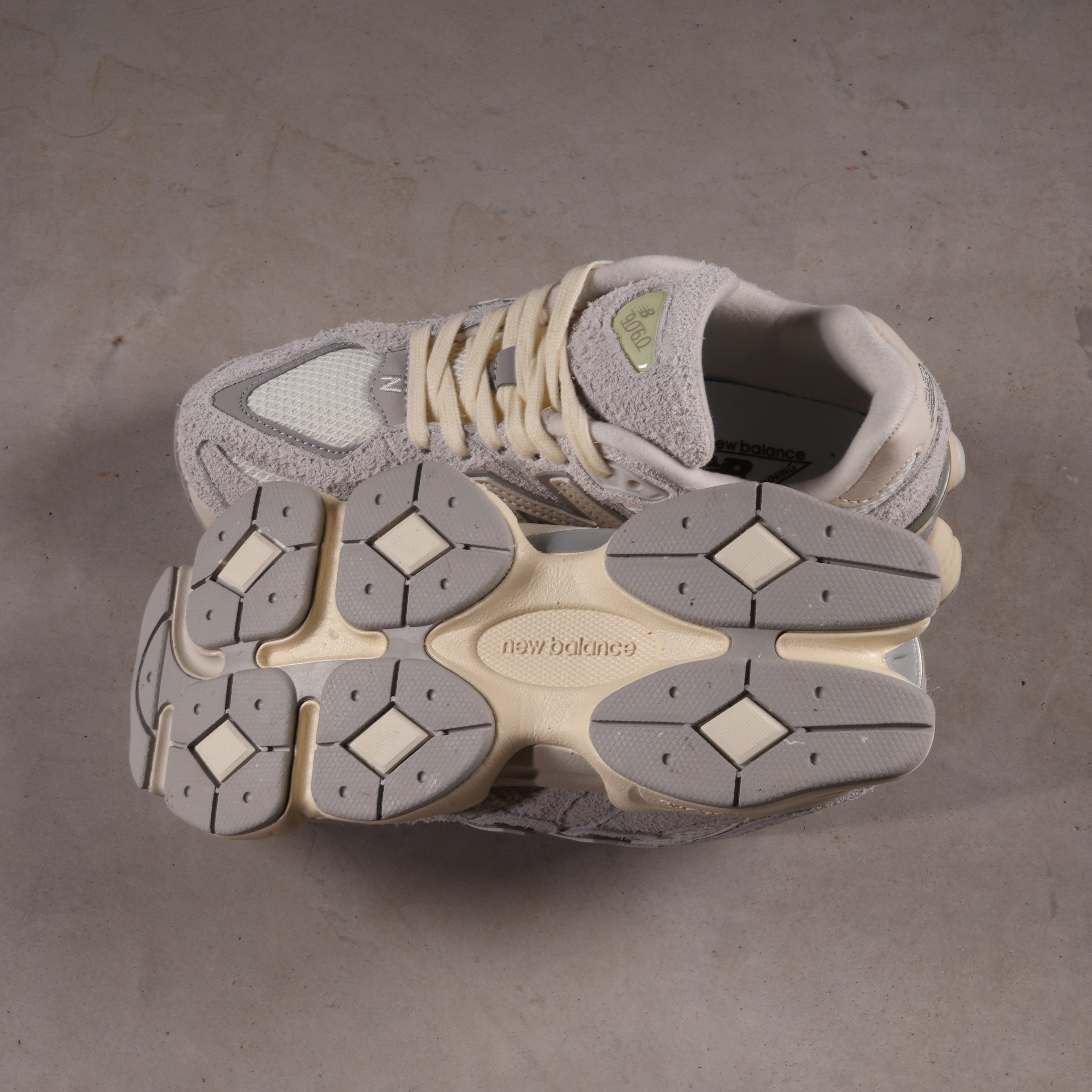 New Balance 9060 Quartz Grey