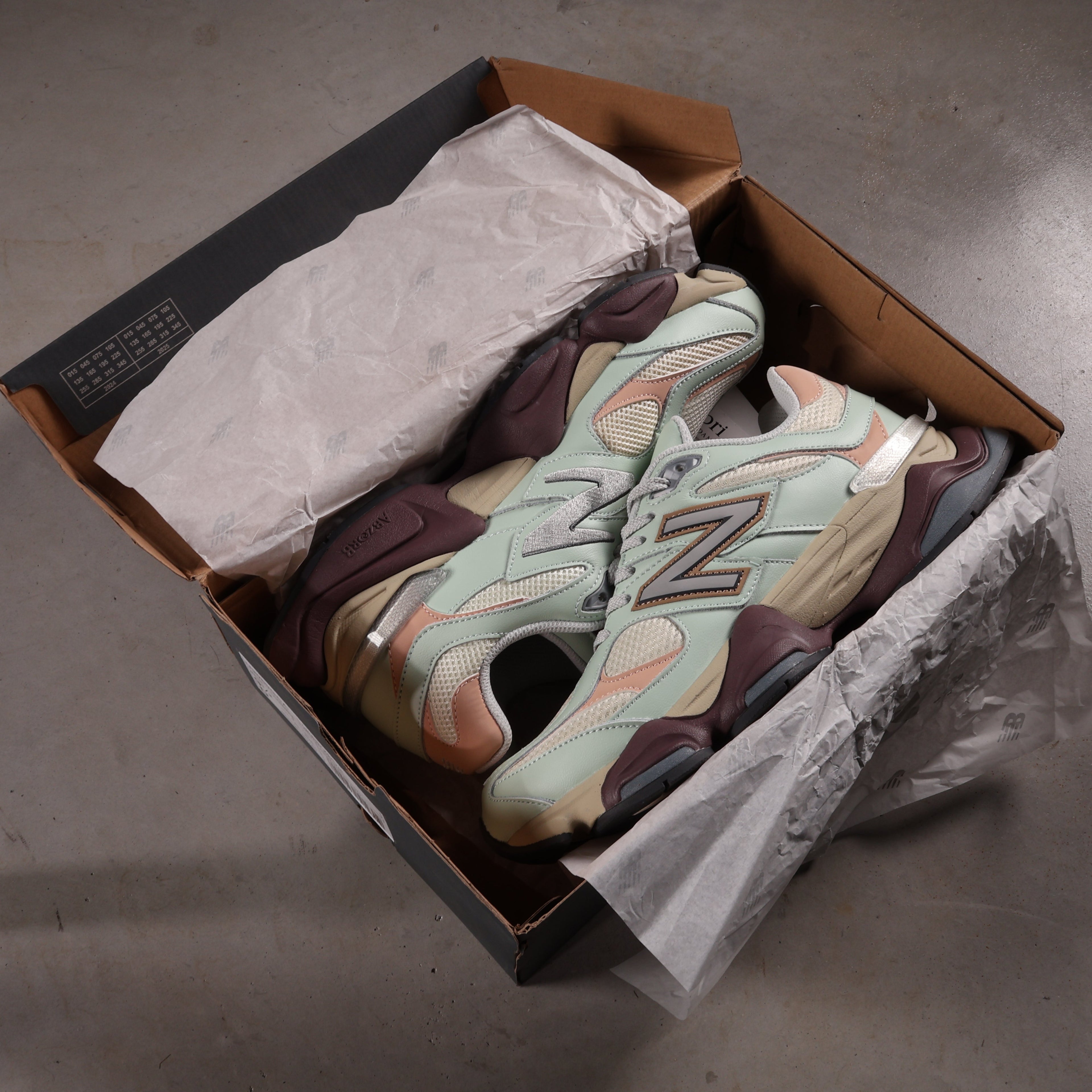 New Balance 9060 Clay Ash