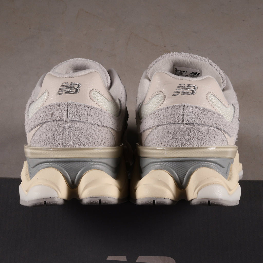 New Balance 9060 Quartz Grey