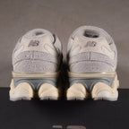 New Balance 9060 Quartz Grey
