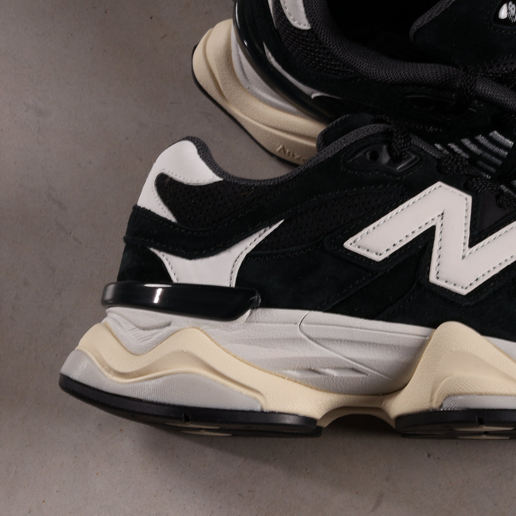 New Balance 9060 Black White