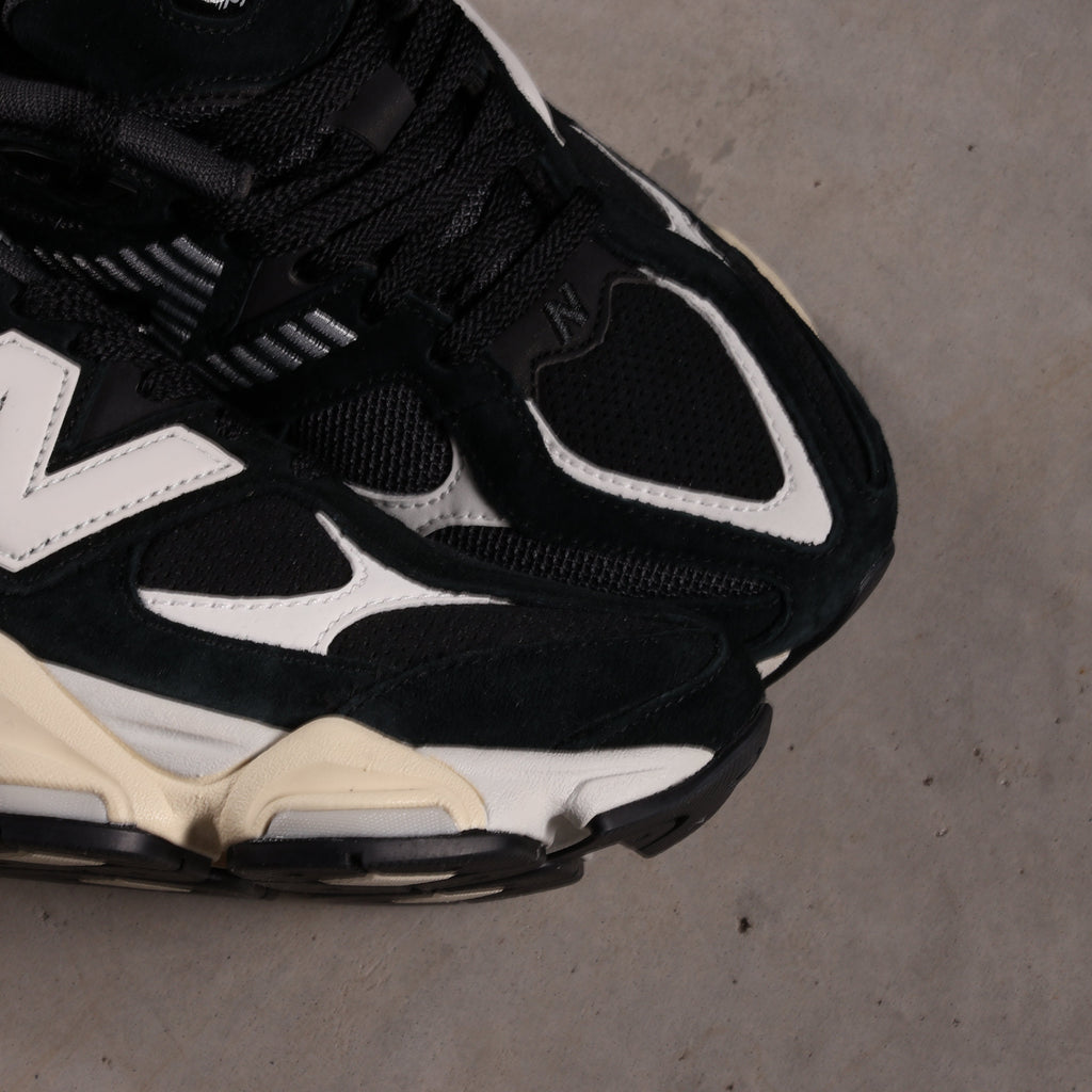 New Balance 9060 Black White