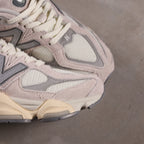 New Balance 9060 Moonbeam Sea Salt