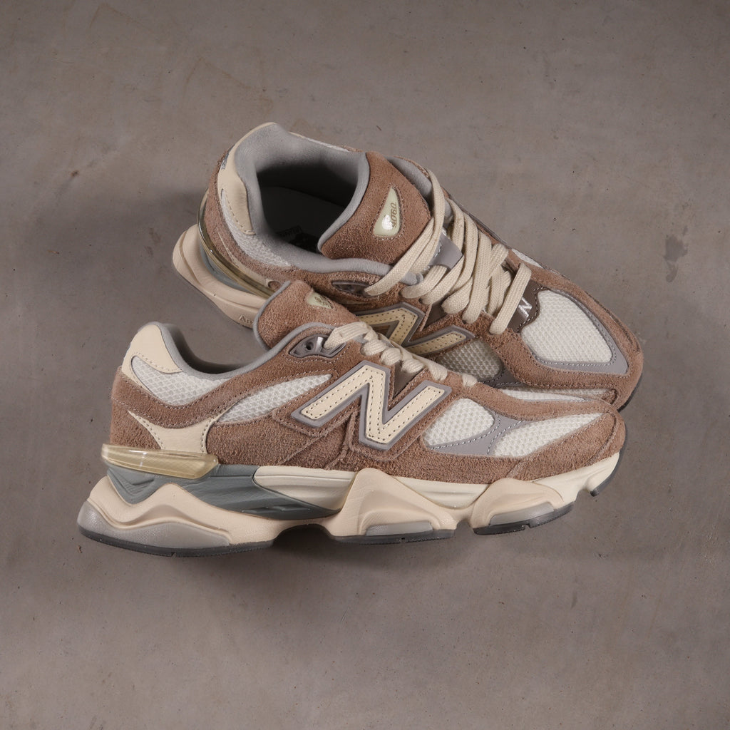 New Balance 9060 Driftwood