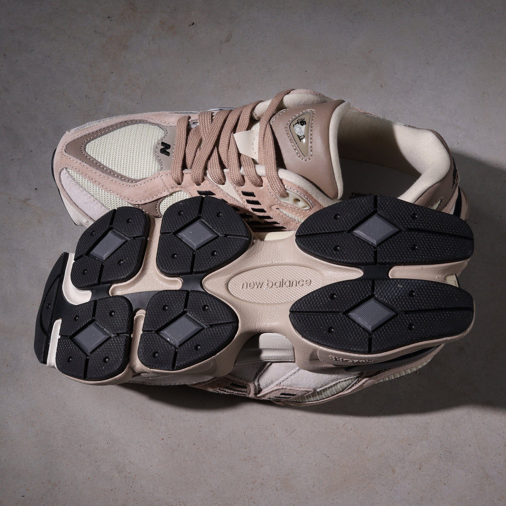 New Balance 9060 Beige Cream