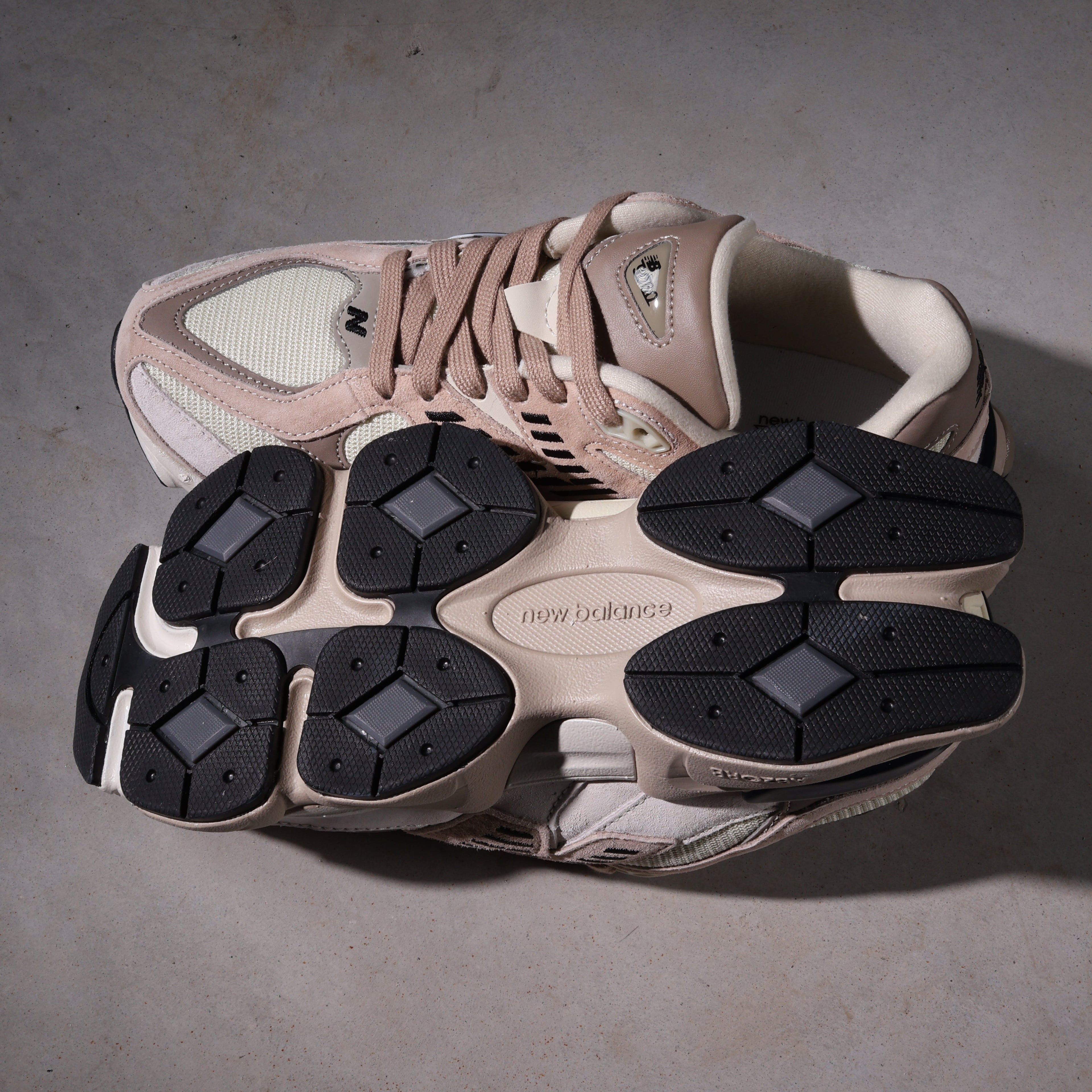 New Balance 9060 Beige Cream