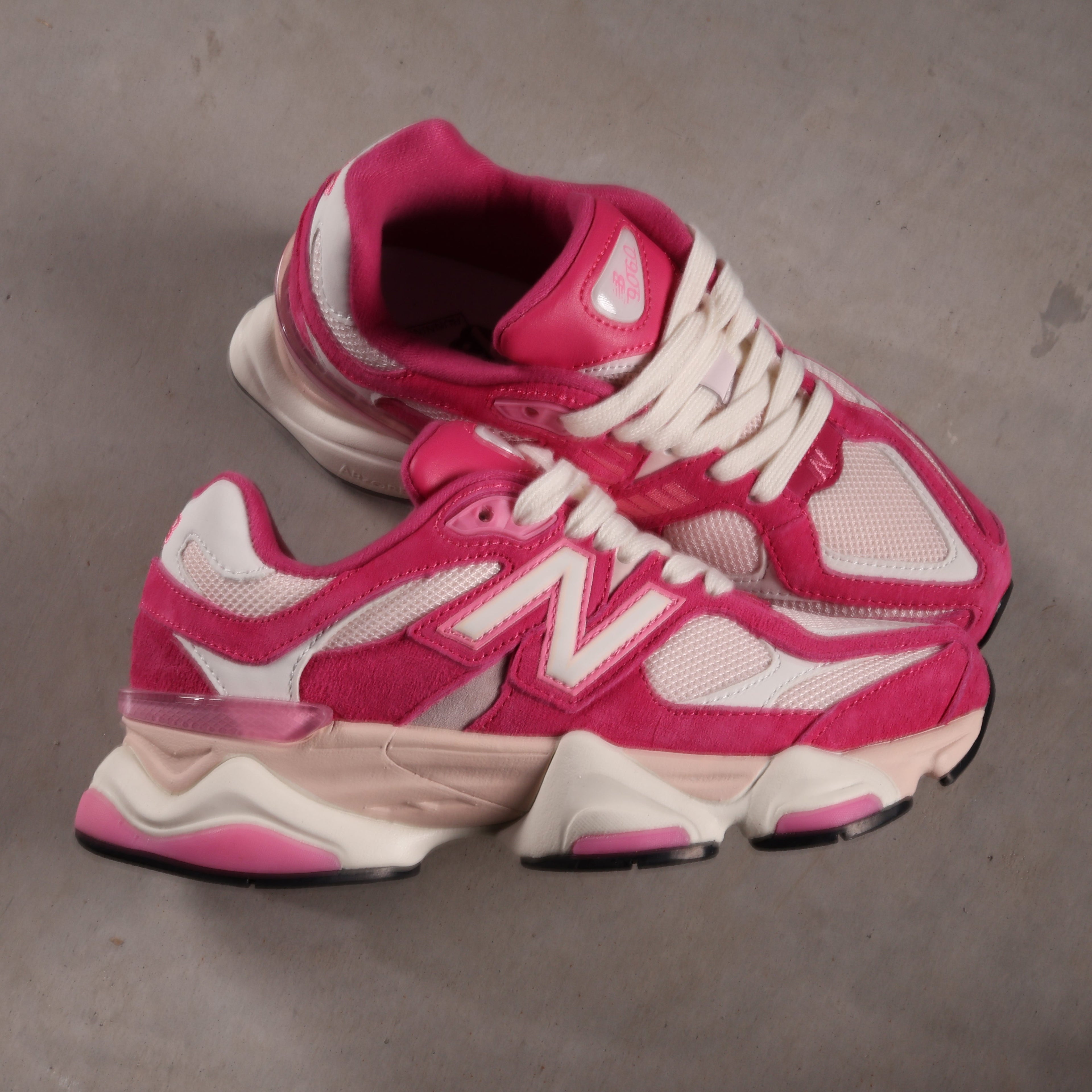New Balance 9060 Fuchsia Pink