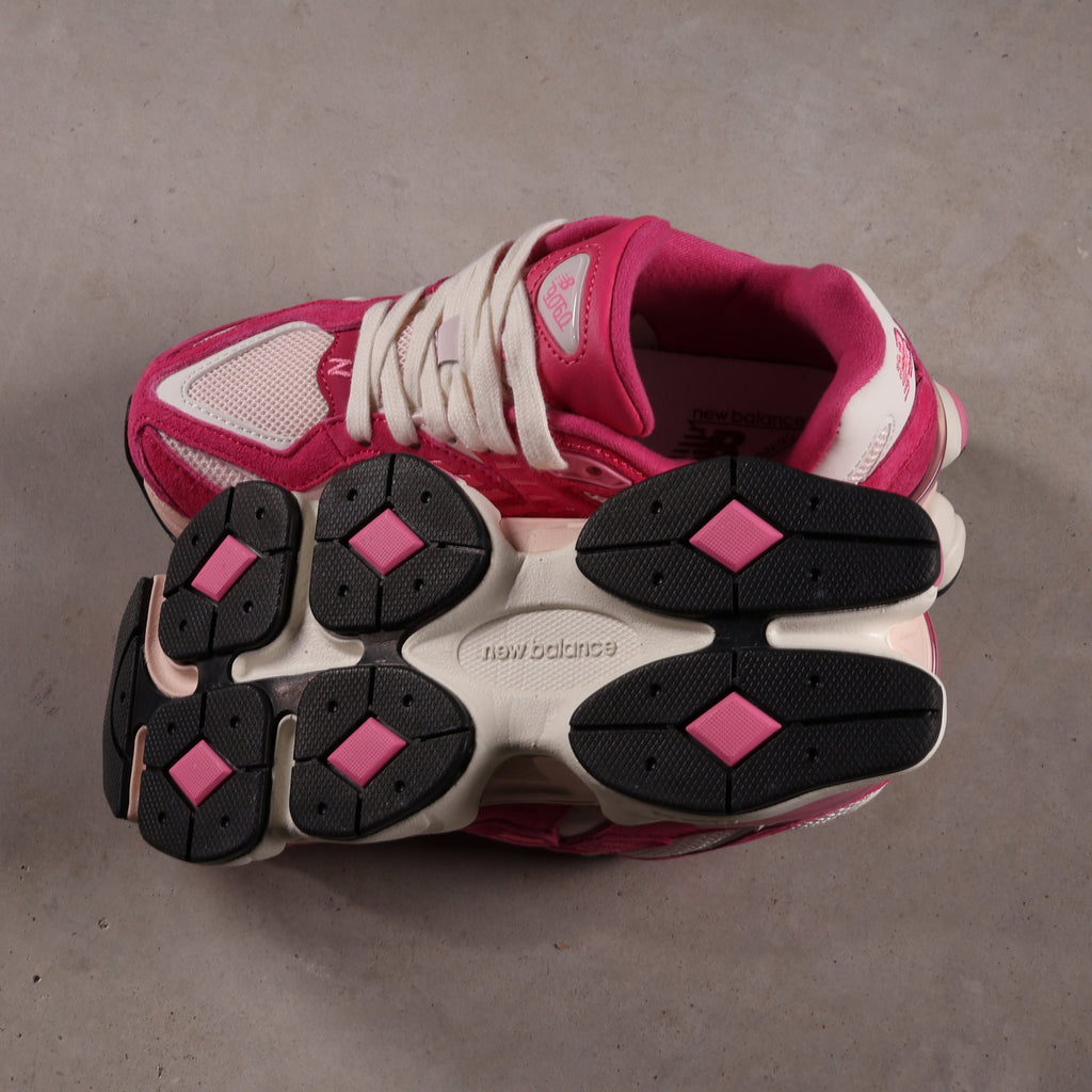 New Balance 9060 Fuchsia Pink