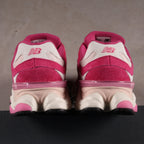 New Balance 9060 Fuchsia Pink