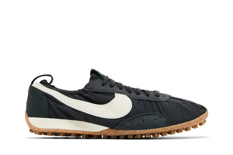 Nike Moon Shoe SP x Jacquemus "Off Noir"