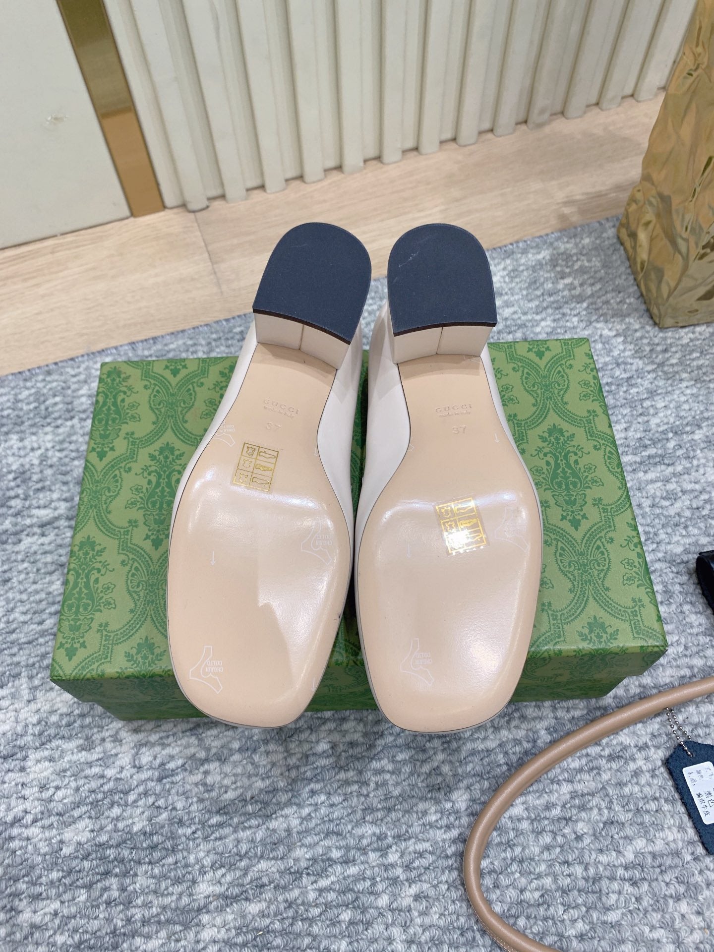 Gucci Loafer Pump with Horsebit