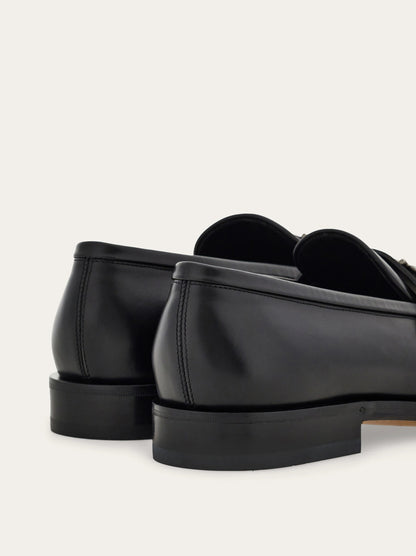 Gancini-buckle leather loafers